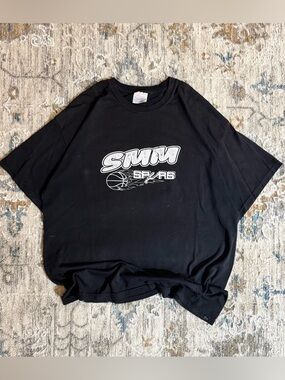 Vintage San Antonio spurs basketball black Hanes tshirt